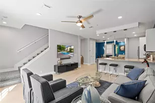 2241 NE 9th Ave, Wilton Manors, FL 33305 - Photo 13