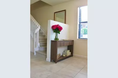 9207 W 33rd Lane, Hialeah, FL 33018 - Photo 5