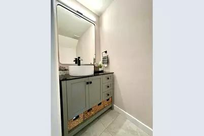9207 W 33rd Lane, Hialeah, FL 33018 - Photo 19
