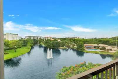 2334 S Cypress Bend Drive #602, Pompano Beach, FL 33069 - Photo 1
