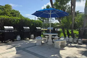 2334 S Cypress Bend Dr, Pompano Beach, FL 33069 - Photo 29
