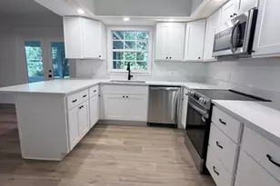 180 8th Ct, Vero Beach, FL 32962 - Photo 5