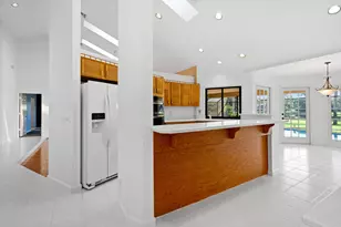 6606 Wood Lake Rd, Jupiter, FL 33458 - Photo 15