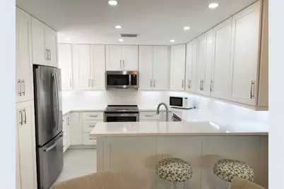 3008 Fairway Drive N, Jupiter, FL 33477 - Photo 5
