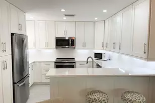 3008 Fairway Dr N, Jupiter, FL 33477 - Photo 5