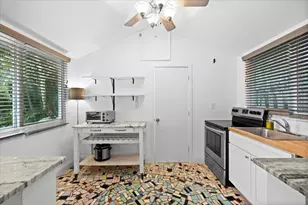 305 NE 14th Ave, Fort Lauderdale, FL 33301 - Photo 25