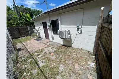 103 NW 7th Avenue #E, Pompano Beach, FL 33060 - Photo 7