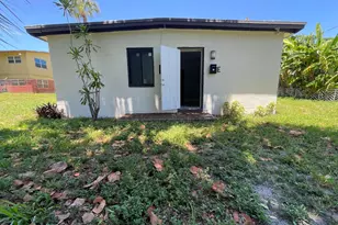 103 NW 7th Ave, Pompano Beach, FL 33060 - Photo 1