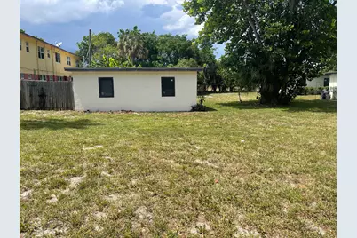 103 NW 7th Avenue #E, Pompano Beach, FL 33060 - Photo 3
