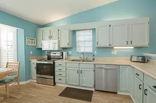 4064 Gator Trace Rd, Fort Pierce, FL 34982 - Photo 7