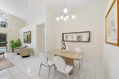 2016 Island Circle, Weston, FL 33326 - Photo 9