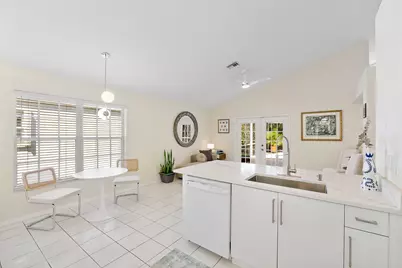 2016 Island Circle, Weston, FL 33326 - Photo 41