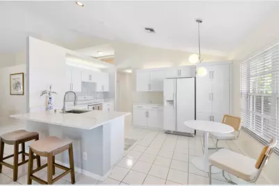 2016 Island Circle, Weston, FL 33326 - Photo 39