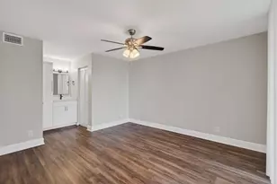 714 Executive Center Dr, West Palm Beach, FL 33401 - Photo 5
