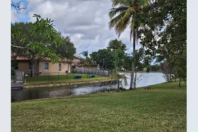197 NW 113th Way, Coral Springs, FL 33071 - Photo 33