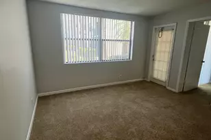 718 Executive Center Dr, West Palm Beach, FL 33401 - Photo 5