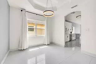 17021 NW 10th St, Pembroke Pines, FL 33028 - Photo 13