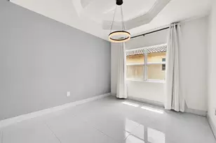 17021 NW 10th St, Pembroke Pines, FL 33028 - Photo 13