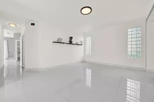 17021 NW 10th St, Pembroke Pines, FL 33028 - Photo 15