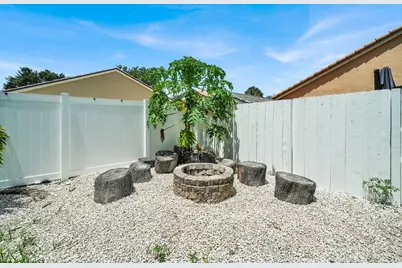 17021 NW 10th Street, Pembroke Pines, FL 33028 - Photo 35