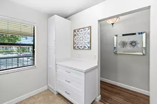 22148 Palms Way, Boca Raton, FL 33433 - Photo 9