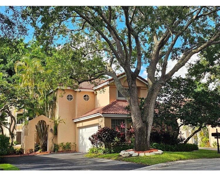 10019 NW 5th St main architectural view