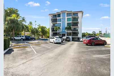 1839 Middle River Drive #105, Fort Lauderdale, FL 33305 - Photo 23