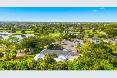 687 Hampton Woods Lane SW, Vero Beach, FL 32962 - Photo 35