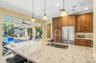 687 Hampton Woods Ln SW, Vero Beach, FL 32962 - Photo 9