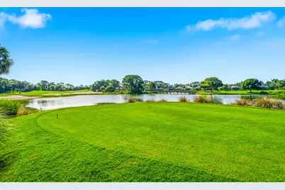 687 Hampton Woods Lane SW, Vero Beach, FL 32962 - Photo 31