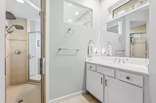 687 Hampton Woods Ln SW, Vero Beach, FL 32962 - Photo 19