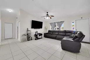 1295 12th Ave SW, Vero Beach, FL 32962 - Photo 5