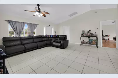1295 12th Avenue SW, Vero Beach, FL 32962 - Photo 7