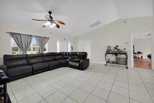 1295 12th Ave SW, Vero Beach, FL 32962 - Photo 7