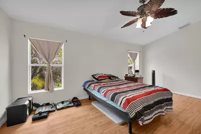 1295 12th Avenue SW, Vero Beach, FL 32962 - Photo 13
