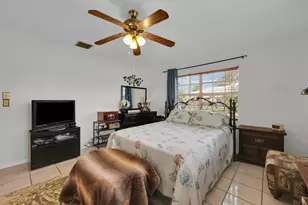 515 Ponderosa Dr, Fort Pierce, FL 34982 - Photo 13