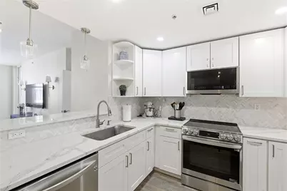 511 SE 5 Avenue #2122, Fort Lauderdale, FL 33301 - Photo 3