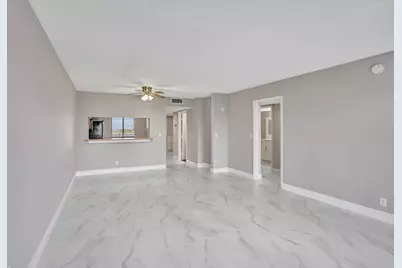 2200 S Cypress Bend Drive #707, Pompano Beach, FL 33069 - Photo 3