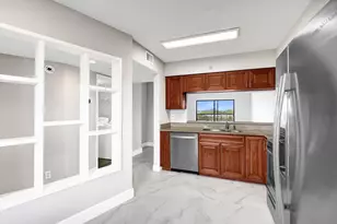 2200 S Cypress Bend Dr, Pompano Beach, FL 33069 - Photo 41