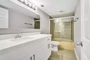 2200 S Cypress Bend Dr, Pompano Beach, FL 33069 - Photo 11