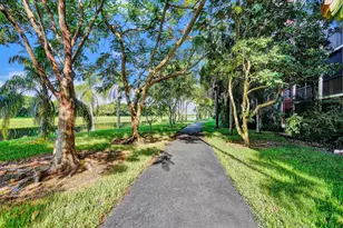 2200 S Cypress Bend Dr, Pompano Beach, FL 33069 - Photo 27