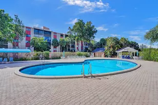 2200 S Cypress Bend Dr, Pompano Beach, FL 33069 - Photo 33
