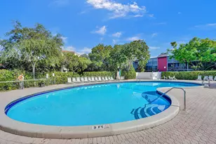 2200 S Cypress Bend Dr, Pompano Beach, FL 33069 - Photo 33