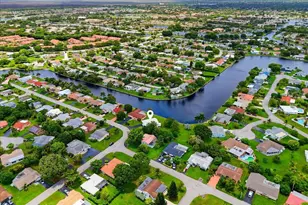 9401 NW 70th Pl, Tamarac, FL 33321 - Photo 27