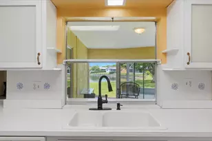 9401 NW 70th Pl, Tamarac, FL 33321 - Photo 9