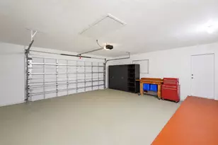 9401 NW 70th Pl, Tamarac, FL 33321 - Photo 23