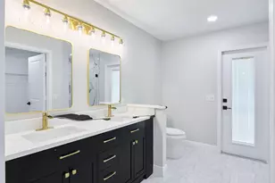 672 SW Ewing Ave, Port Saint Lucie, FL 34983 - Photo 7