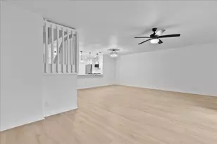 8128 Big Pine Way, Riviera Beach, FL 33407 - Photo 9