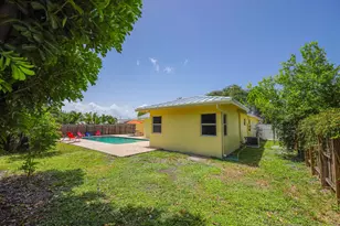 384 NW 23rd St, Boca Raton, FL 33431 - Photo 29