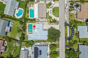 384 NW 23rd St, Boca Raton, FL 33431 - Photo 45
